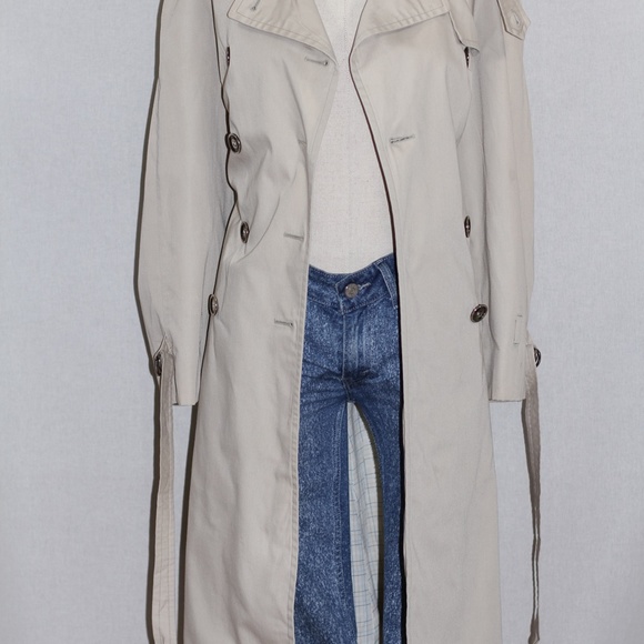 London Fog beige Double Breasted Trench Coat - Picture 4 of 15